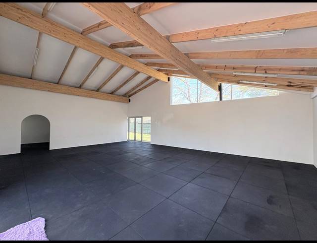 129M² OFFICE TO LET IN KYALAMI